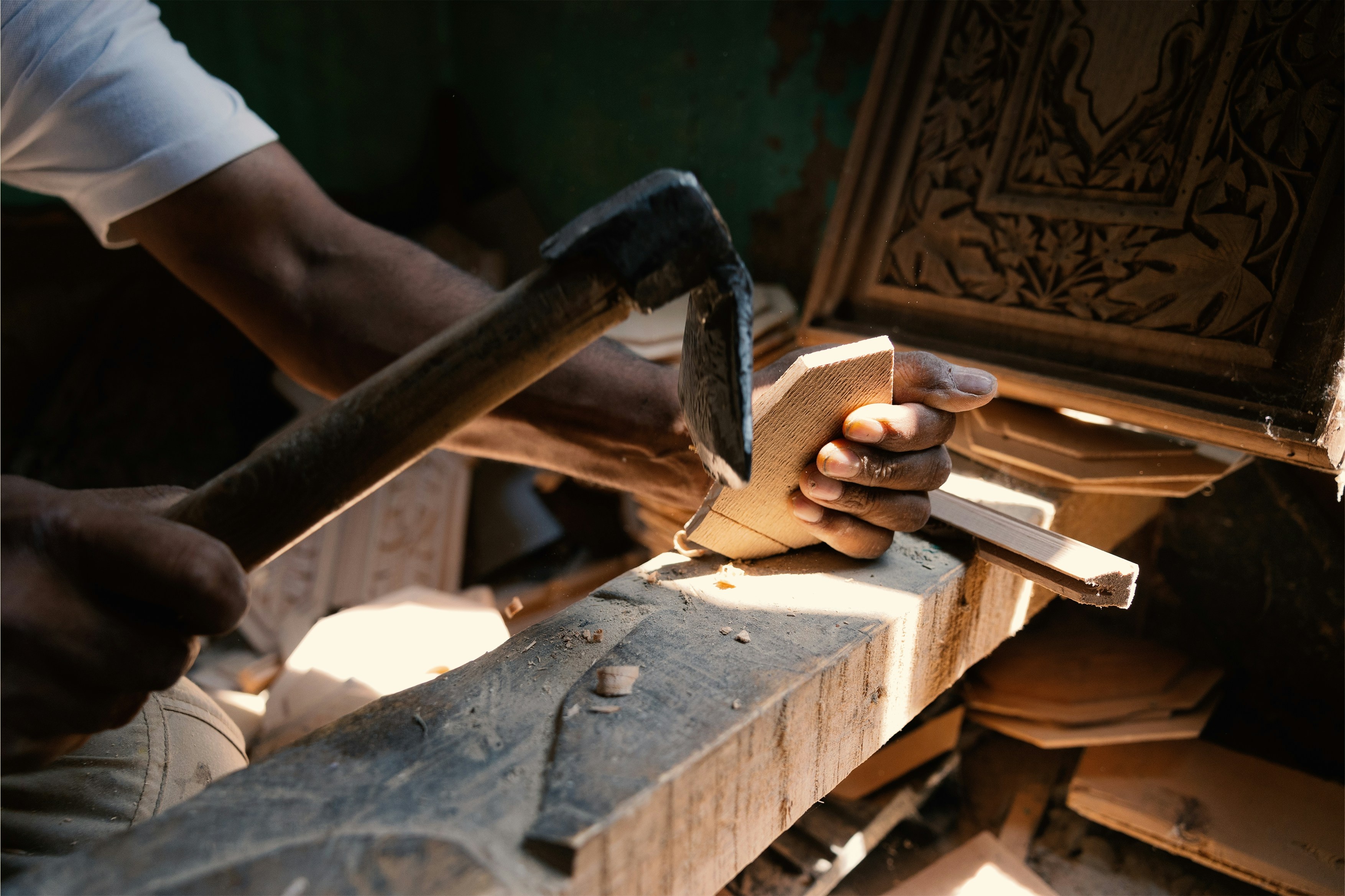 Artisan luxe decorateur Vallauris Cote d Azur - Impact Local agence visibilite Google haut de gamme