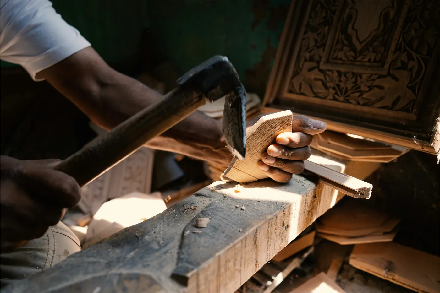Artisan luxe decorateur Vallauris Cote d Azur - Impact Local agence visibilite Google haut de gamme