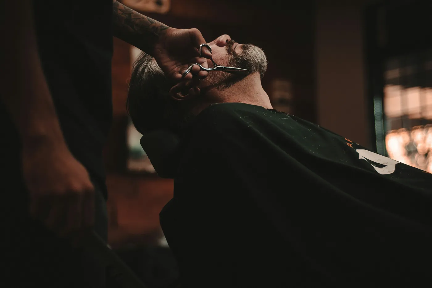 Salon barber coiffure Vallauris Cote d Azur - Impact Local agence visibilite Google beaute