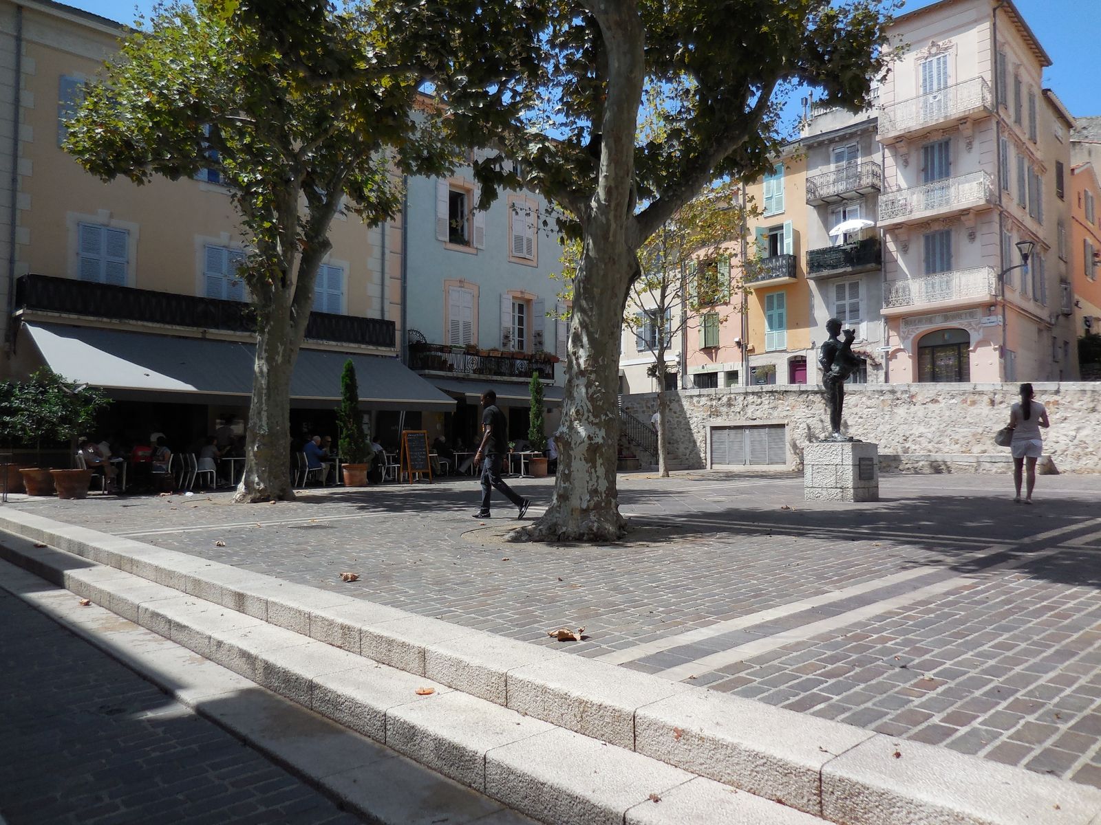 Impact Local . agence visibilite et marketing local pour artisans et TPE a Vallauris
